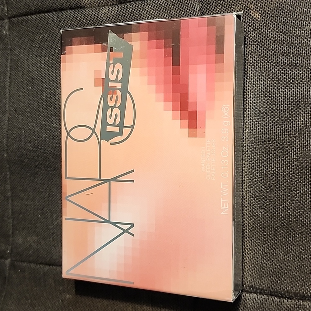 Nars wanted cheek palette